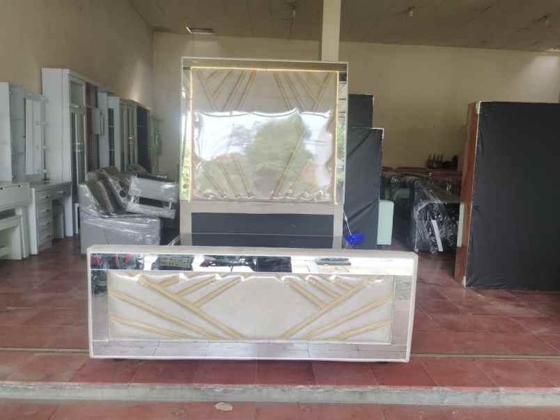 jual dipan full bludru