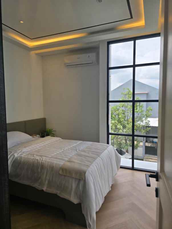 jual rumah baru casa varya kalideres jak bar