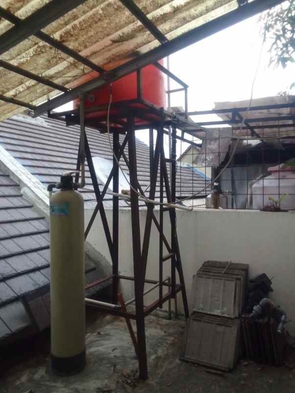 murah dijual siap huni di komplek elit awani residence