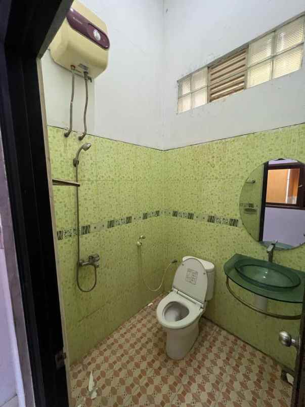 over kredit rumah di tengah kota cilegon