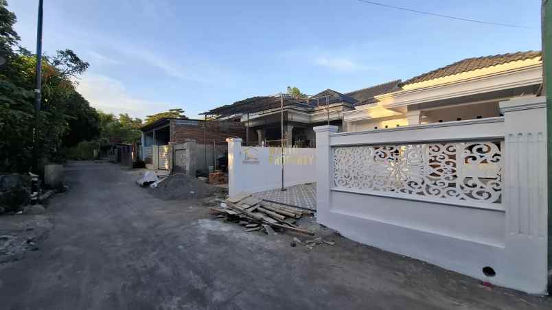 puri tundan rumah minimalis modern di kalasan yogya