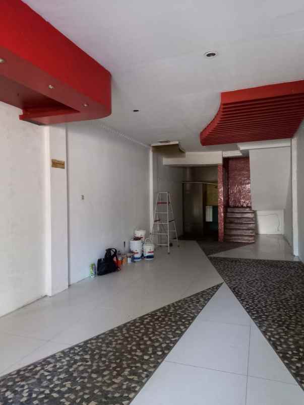 ruko nol jalan raya arief rahman hakim surabaya timur