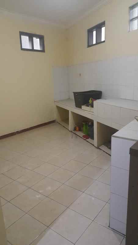 rukost di pusat kota bandung