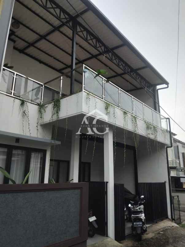 rumah 2 lantai baru ditempati di tasikmadu malang