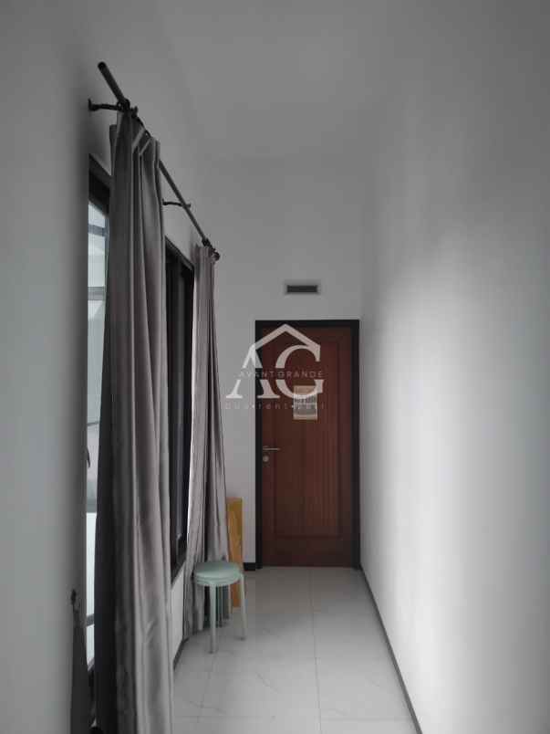 rumah 2 lantai baru ditempati di tasikmadu malang