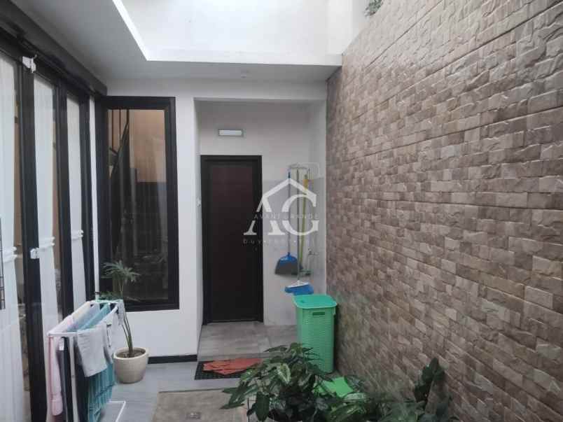 rumah 2 lantai baru ditempati di tasikmadu malang