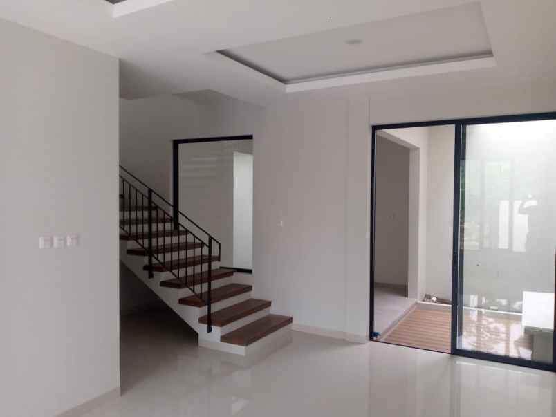 rumah 2 lantai tanpa dp free biaya biaya