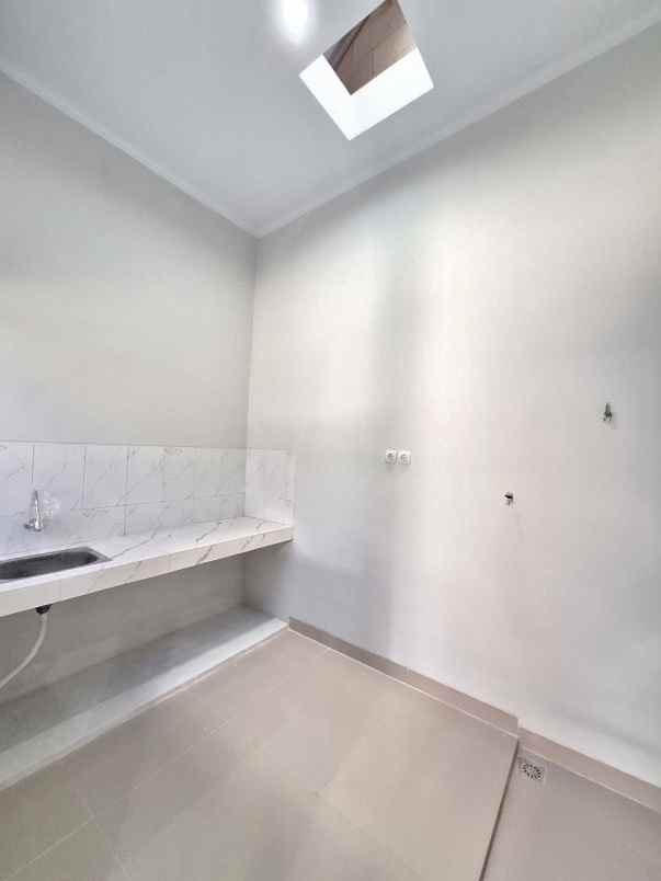 rumah 200 jutaan sawangan depok