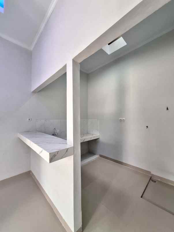 rumah 200 jutaan sawangan depok