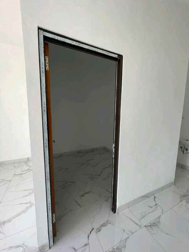 rumah 300 jutaan cilodong depok