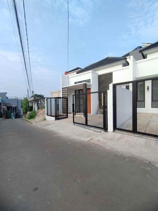 rumah 300 jutaan cilodong depok
