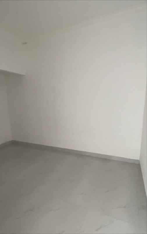 rumah baru 2 lt dekat tol kukusan di beji depok