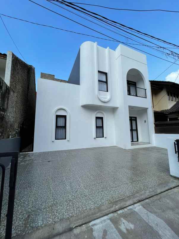 rumah baru komplek setibudi regency bandung utara