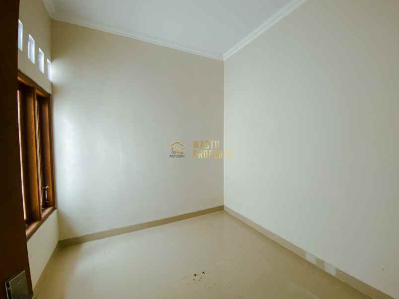 rumah baru tanah luas di kalasan sleman