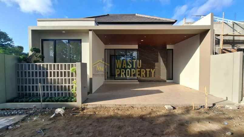 rumah cantik siap huni dekat ring road maguwoharjo