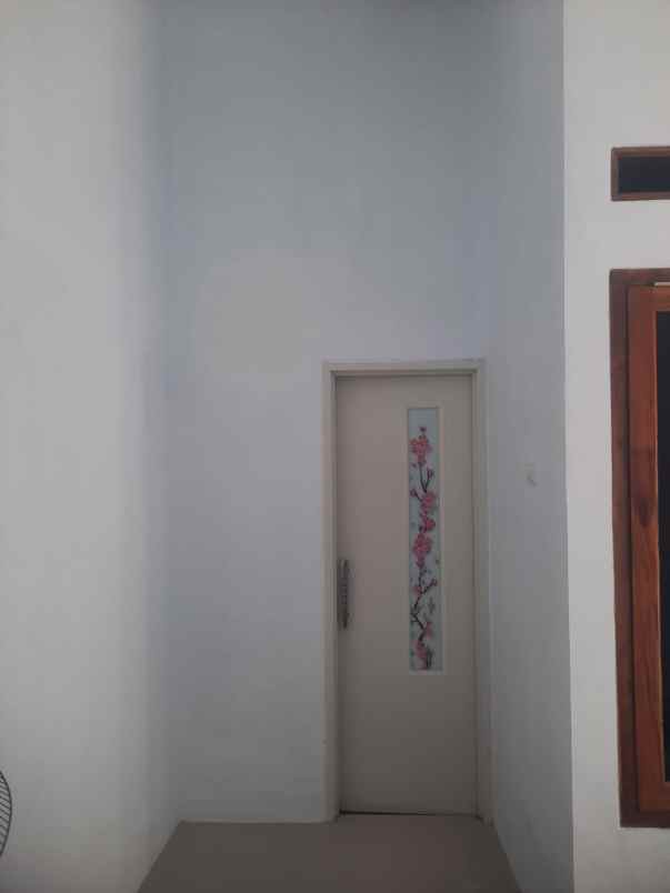 rumah cipaying depok