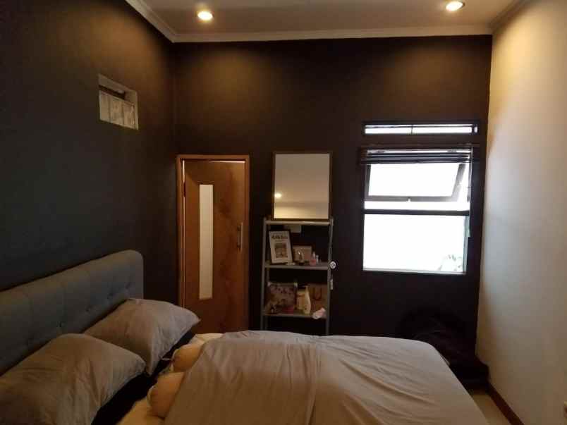 rumah cisasawi cihanjuang bu murah lingkungan nyaman