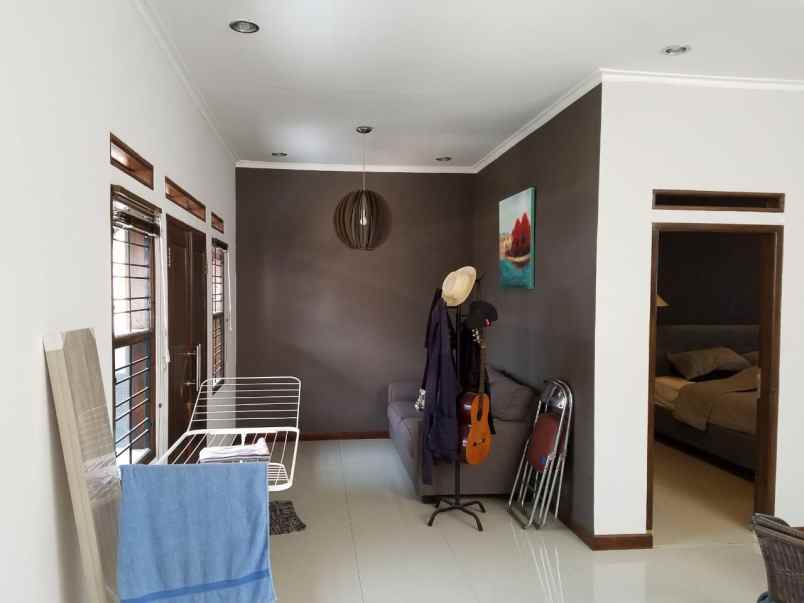 rumah cisasawi cihanjuang bu murah lingkungan nyaman