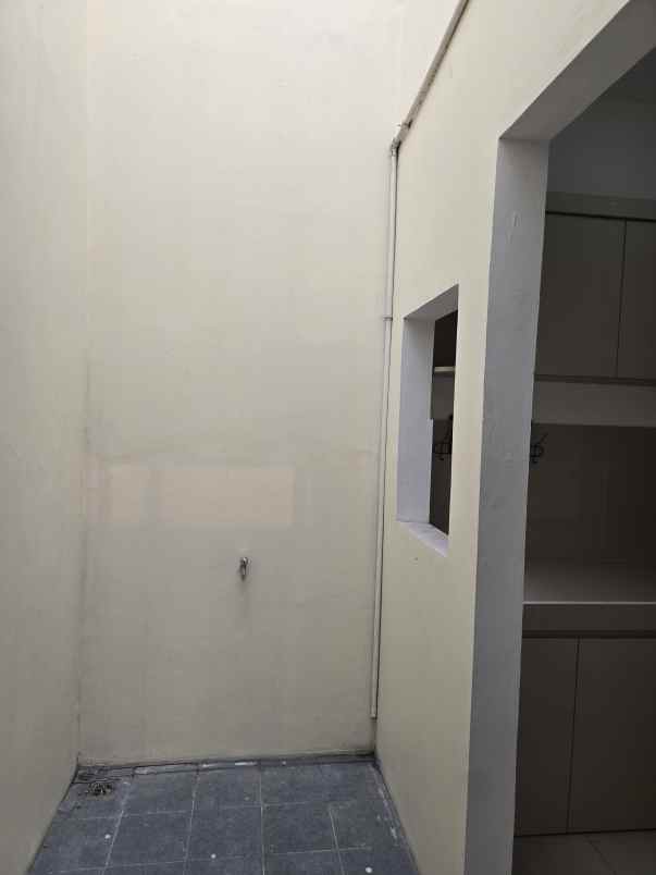rumah dekat summarecon crown gading bekasi