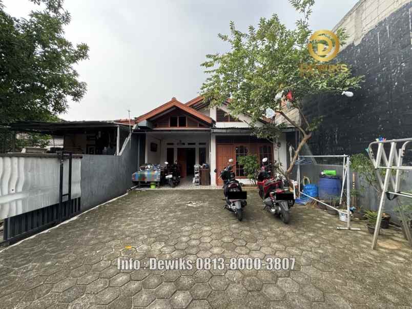 Rumah Di Jagakarsa Jakarta Selatan Lt 213m2
