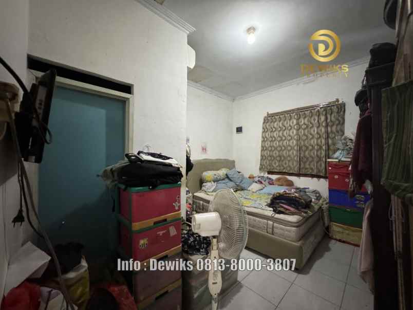 rumah di jagakarsa jakarta selatan lt 213m2