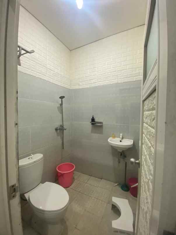 rumah dijual cash bojongsari depok bs over kredit lt96
