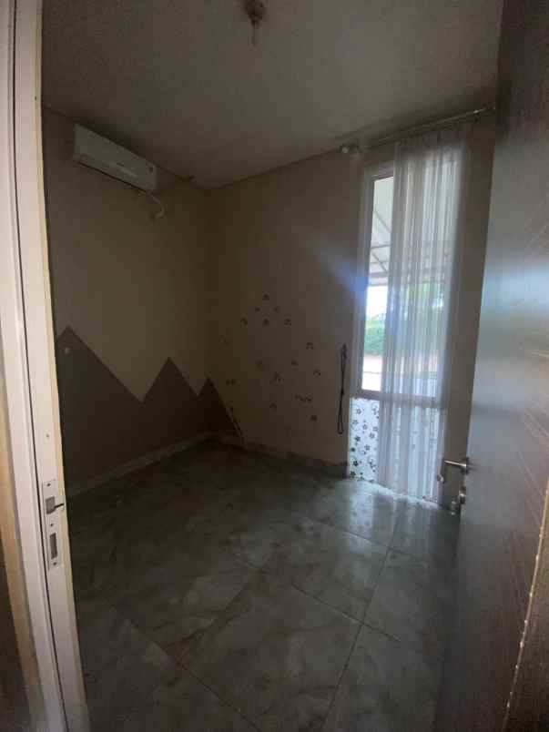 rumah dijual cash bojongsari depok bs over kredit lt96