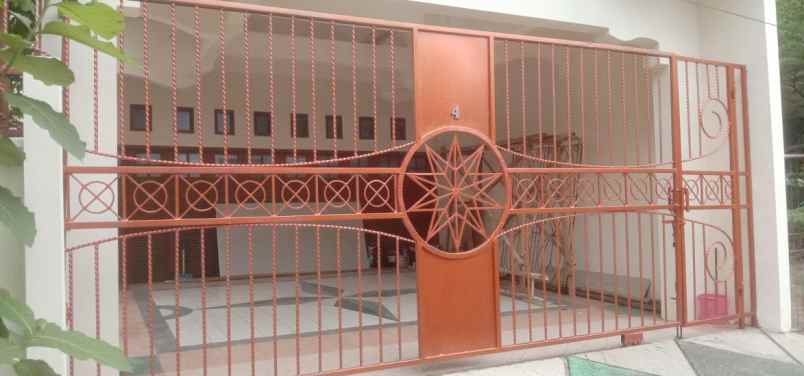 rumah dijual di komplek bulog kota bekasi