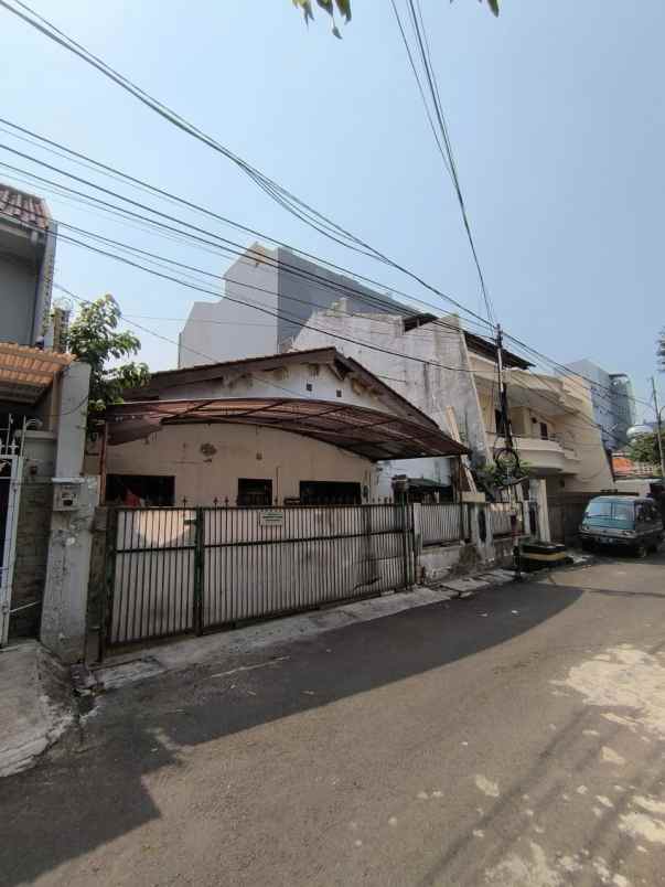 rumah hitung tanah di jl ikan rawamangun jakarta timur