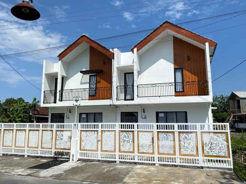 rumah impian keluarga kecil anda