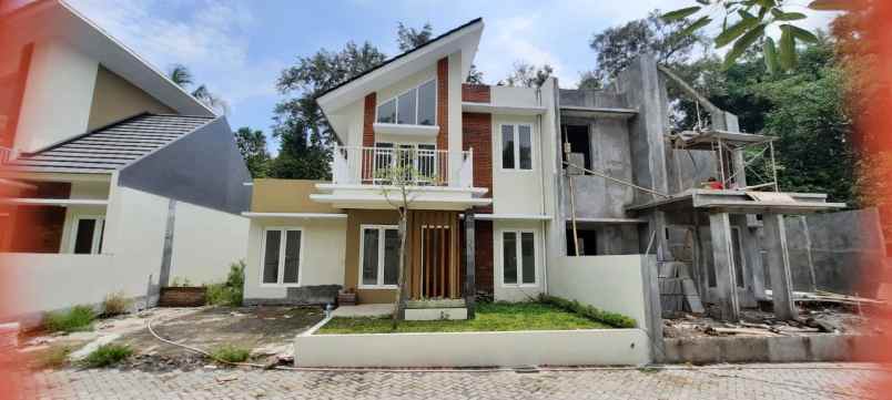 rumah jalan kaliurang km 9