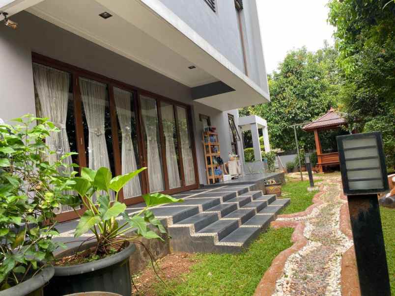rumah jl kelapa sawit raya