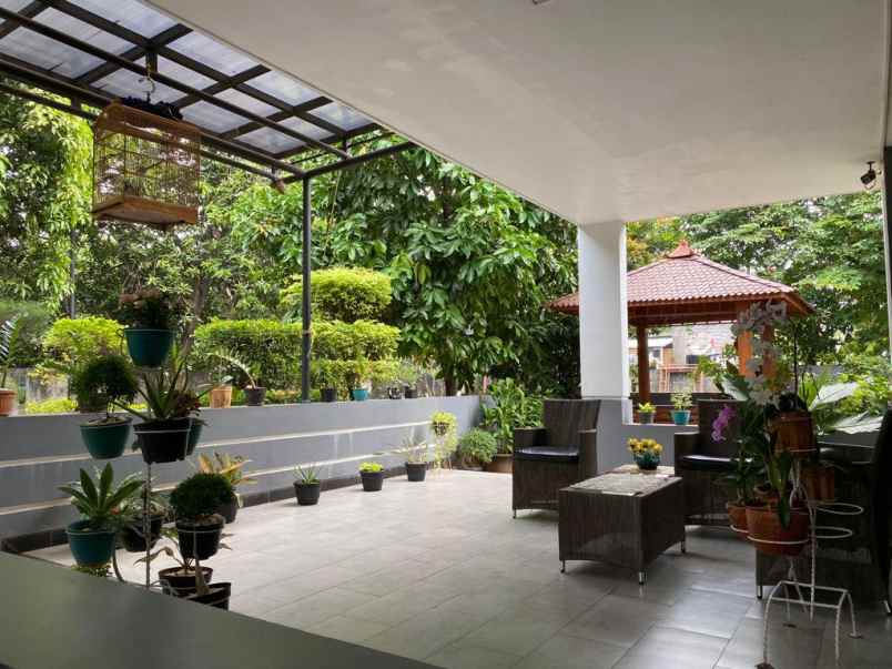 rumah jl kelapa sawit raya