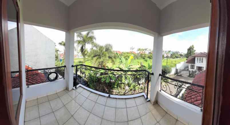 rumah komp bumi sariwangi row jalan lebar hook