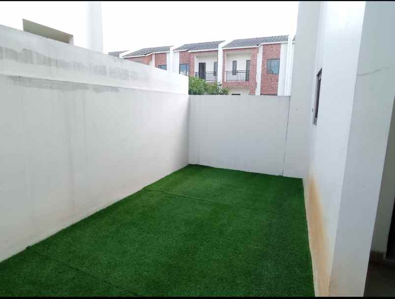 rumah minimalis modern siap huni