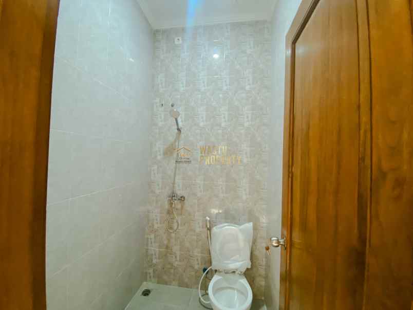 rumah modern cluster di timur maguwoharjo