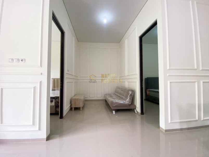 rumah modern siap huni semi furnish di dekat uii