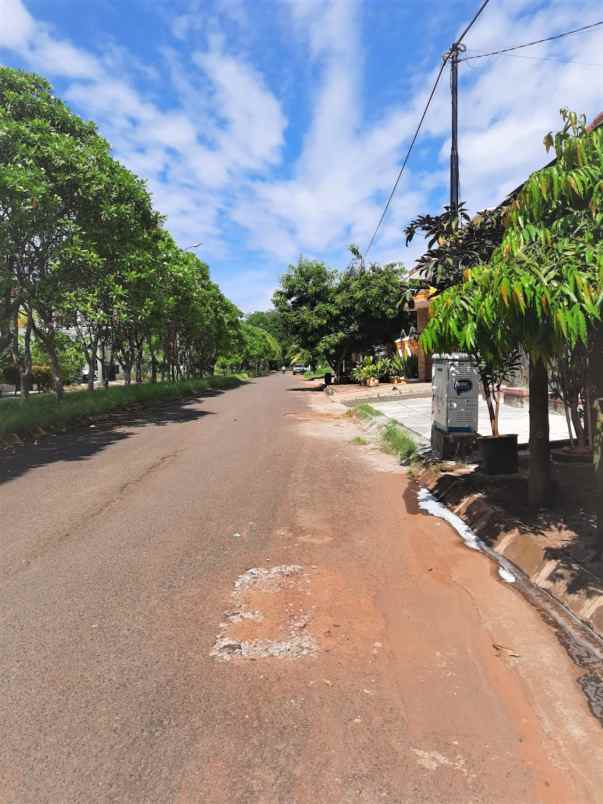 rumah perumahan taman modern