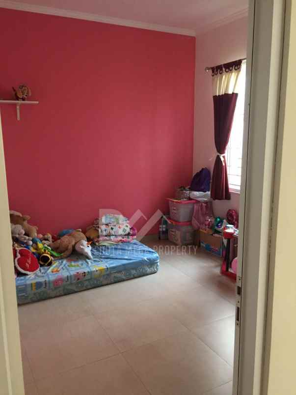 rumah rapi siap huni cluster sevilla bsd