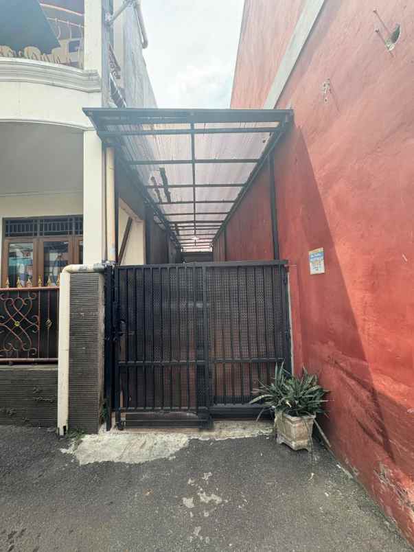 rumah second luas di duren sawit jakarta timur