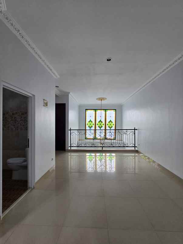 rumah second terawat di cipinang muara jaktim