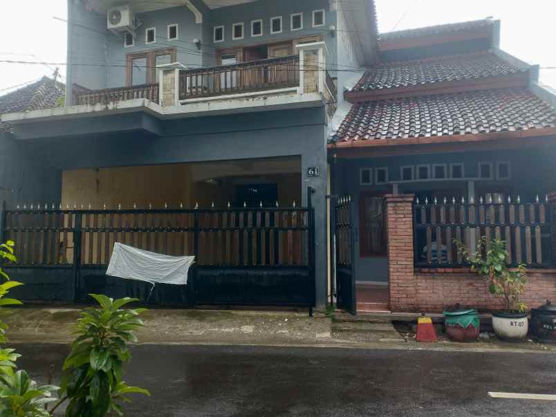 rumah siap huni 2 lantai full furnished
