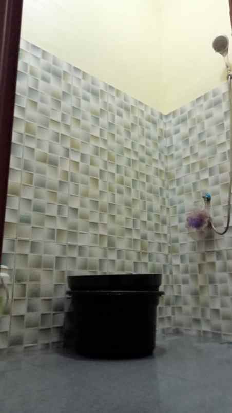 rumah siap huni 2 lantai mampang