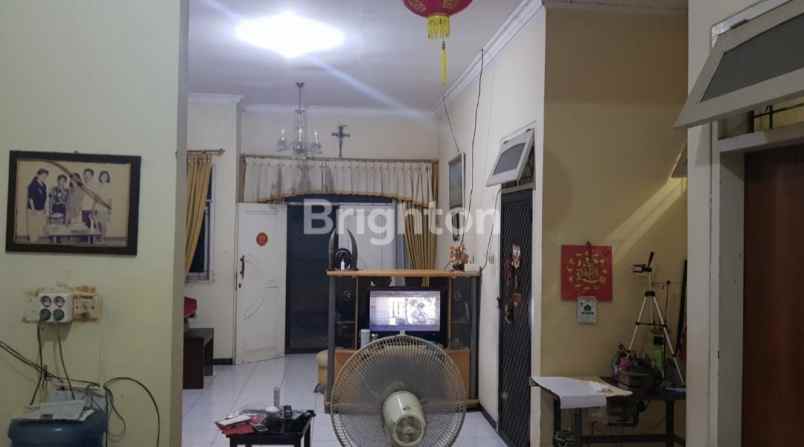 rumah siap huni lokasi lebak timur row jln 2 mobil