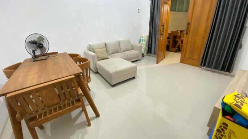 rumah tambak medokan ayu rungkut sby timur