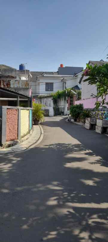 rumah tinggal dekat stan bintaro