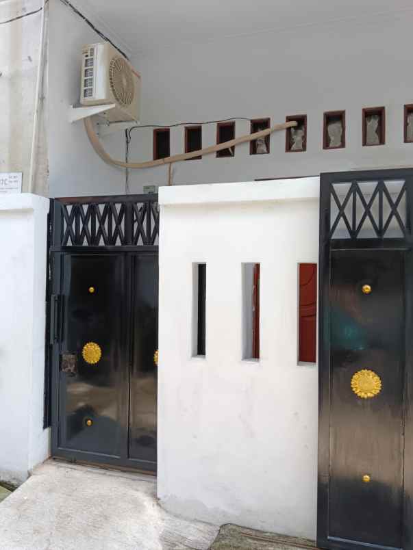 sewa kostan putri halim perdanakusuma