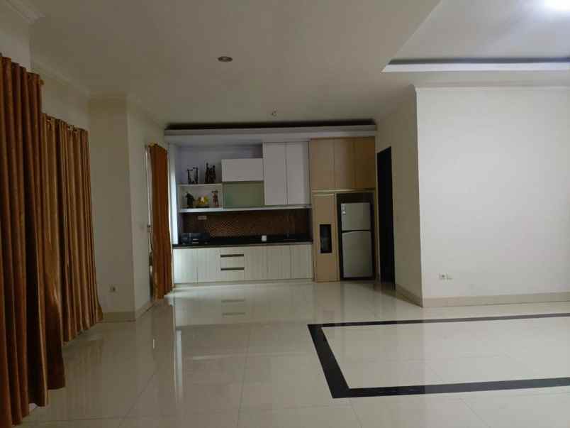 super luas elegan rumah impian di bsd siap bikin betah