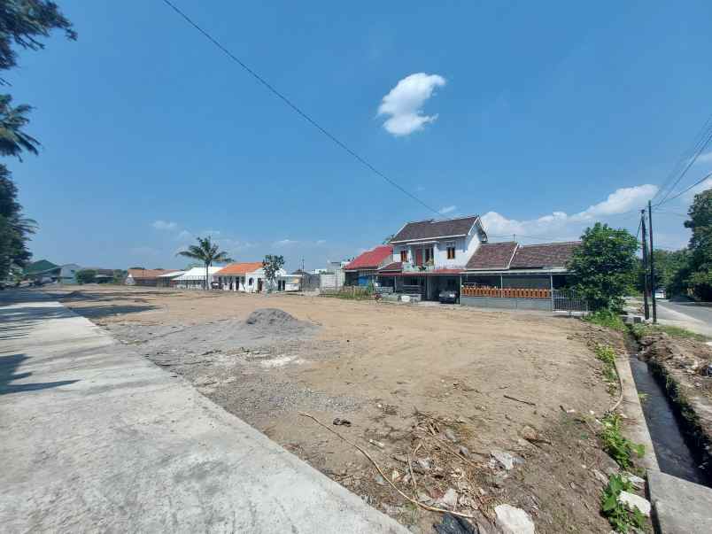 tanah wedomartani dekat sd model yogyakarta