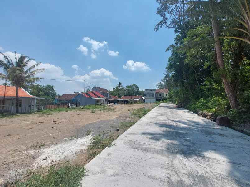 tanah wedomartani dekat sd model yogyakarta